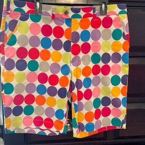 Vibrant golf shorts shorts